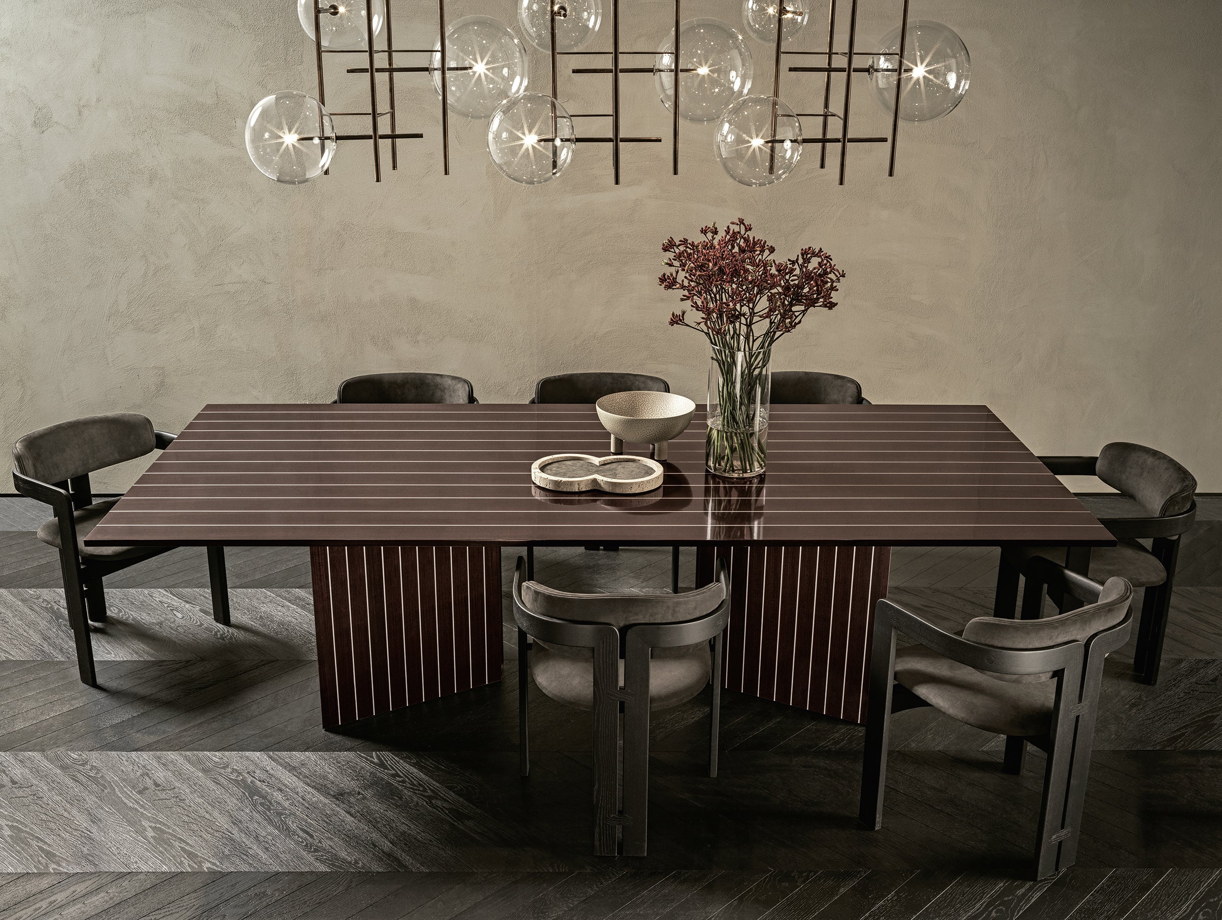 0414 ARMCHAIR
