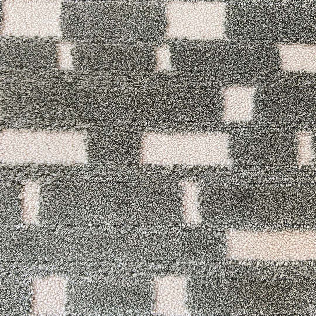 BRICKS RUG