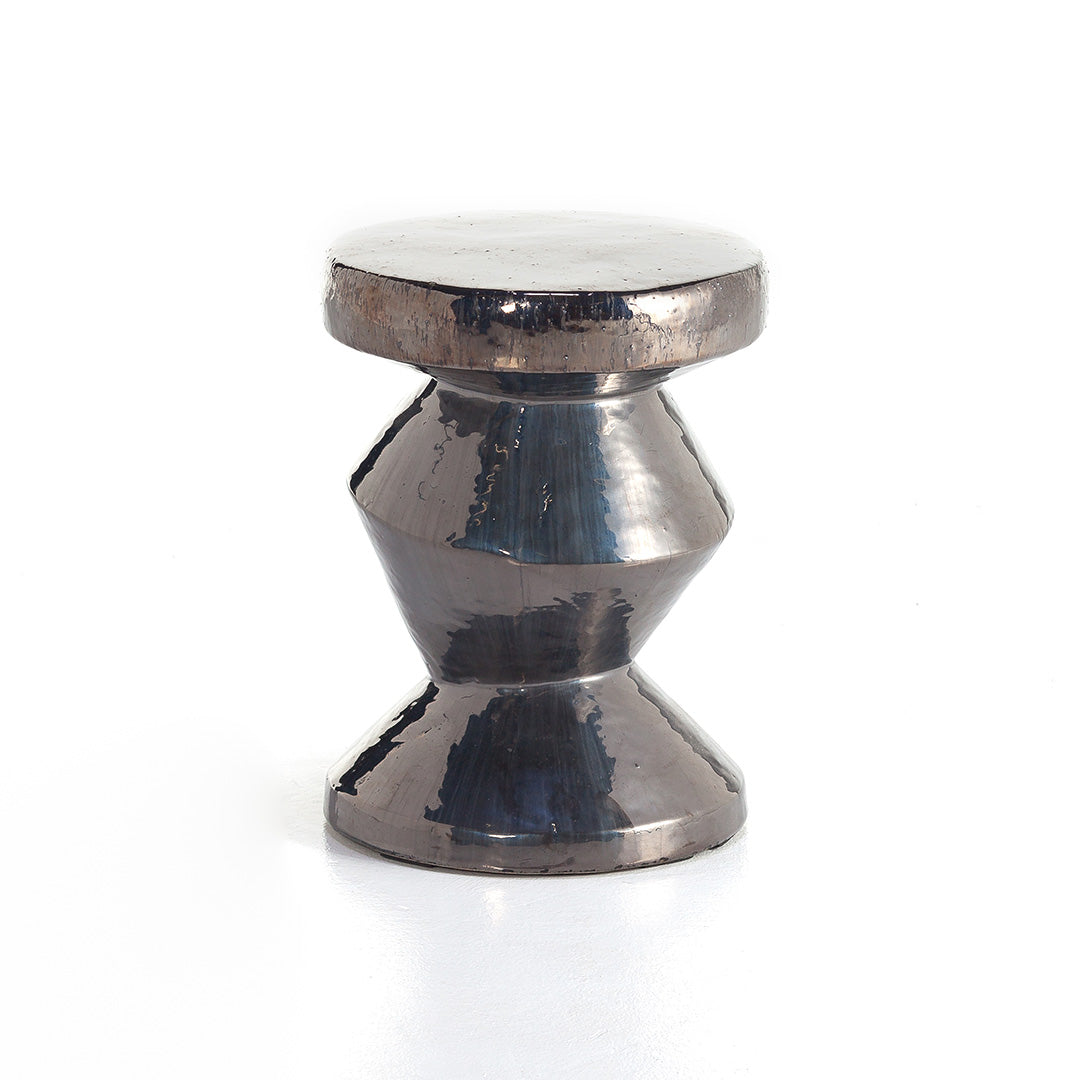 INOUT 48 SIDE TABLE