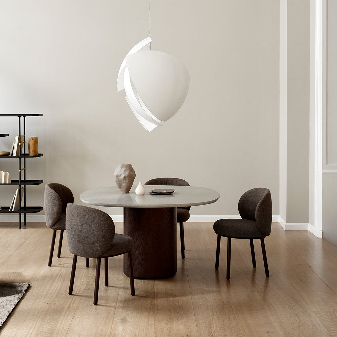 OVATA DINING TABLE