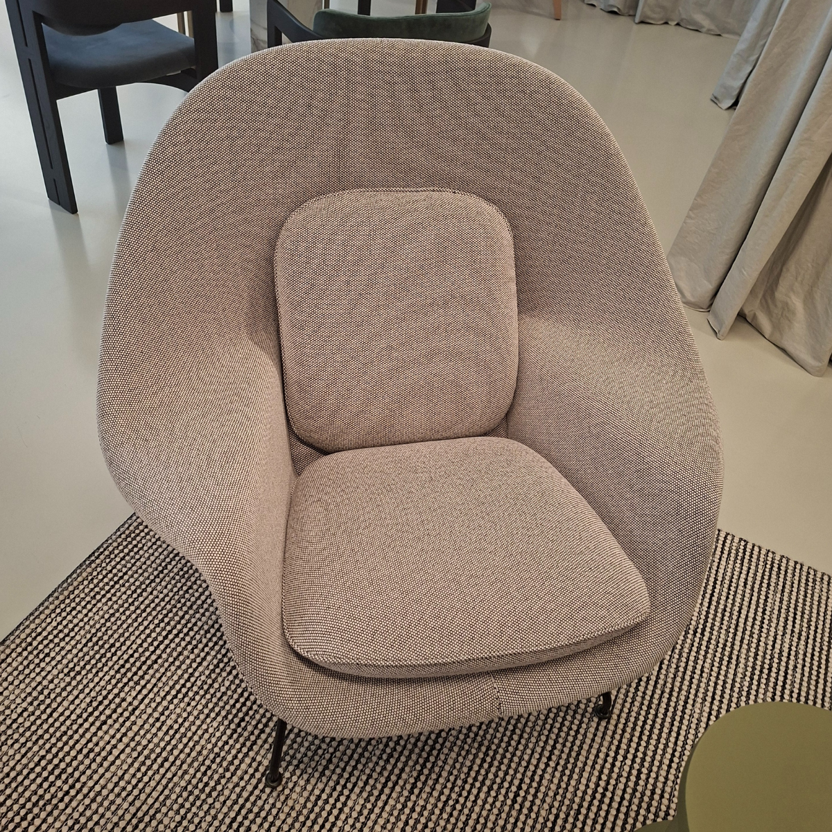 WOMB CHAIR