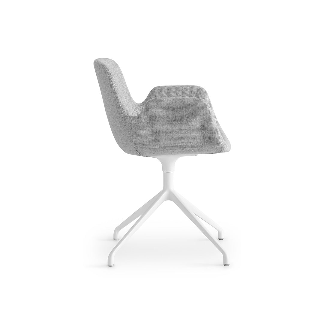 PASS S119 UPHOLSTERED CHAIR