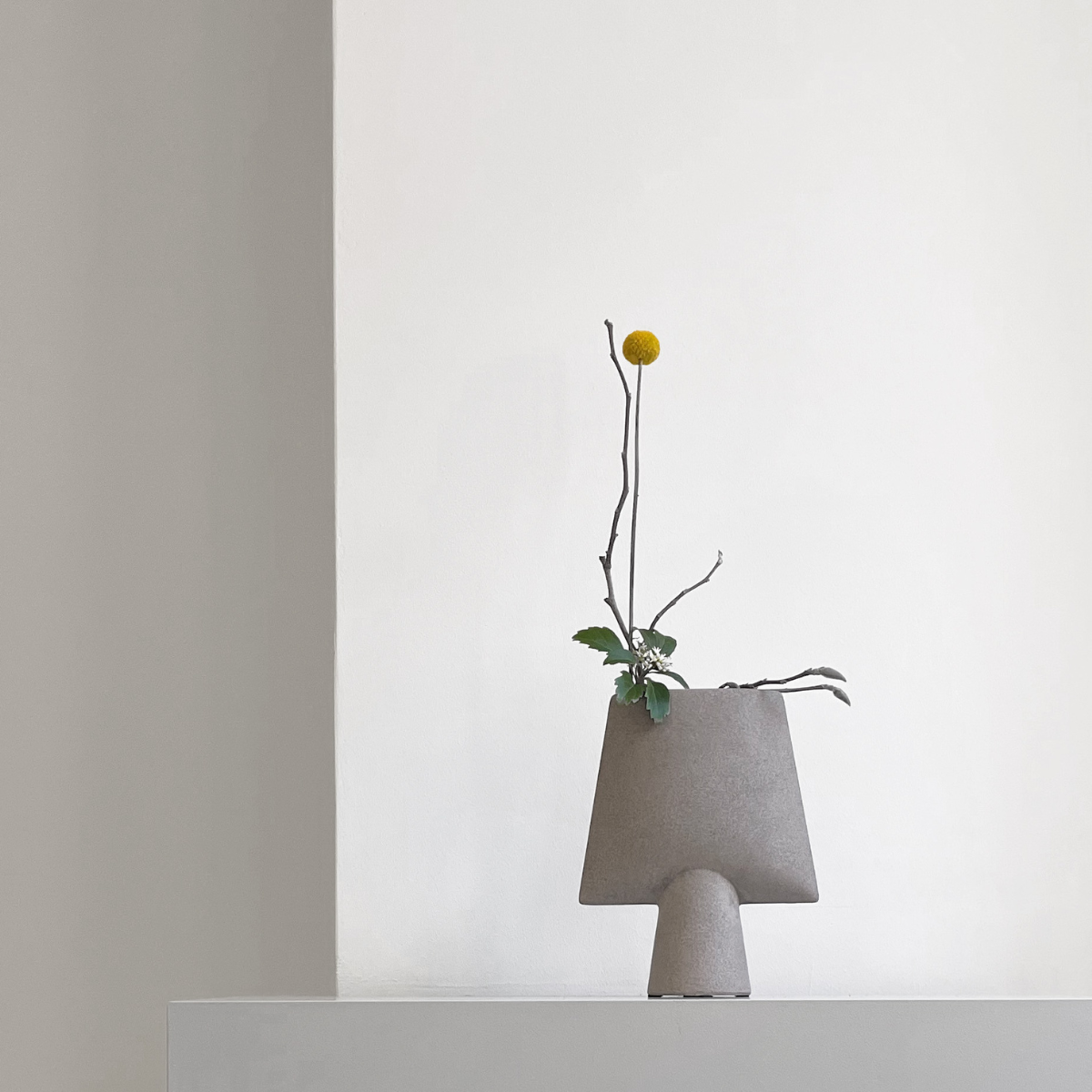 SPHERE VASE SQUARE / MINI