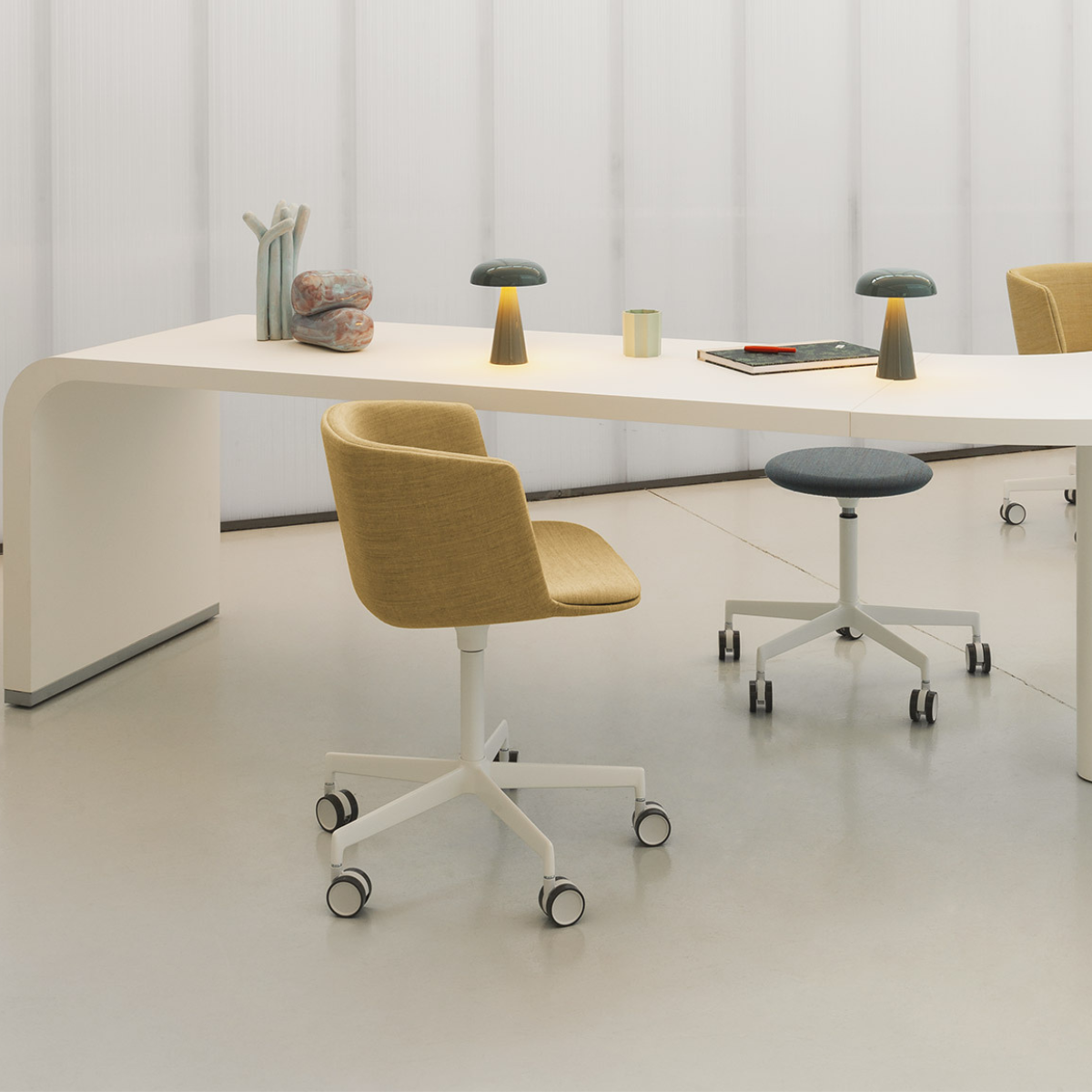 CUT MODEL S186-187 HEIGHT ADJUSTABLE ON CASTROS