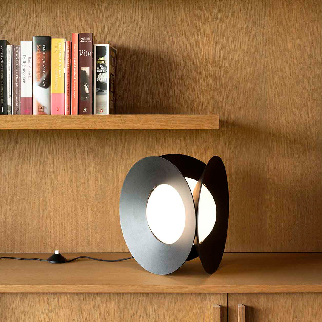 ARMEN TABLE LAMP
