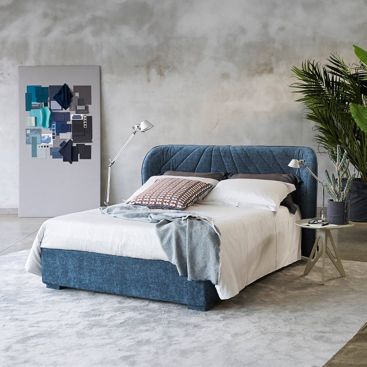 VICTORIA BED