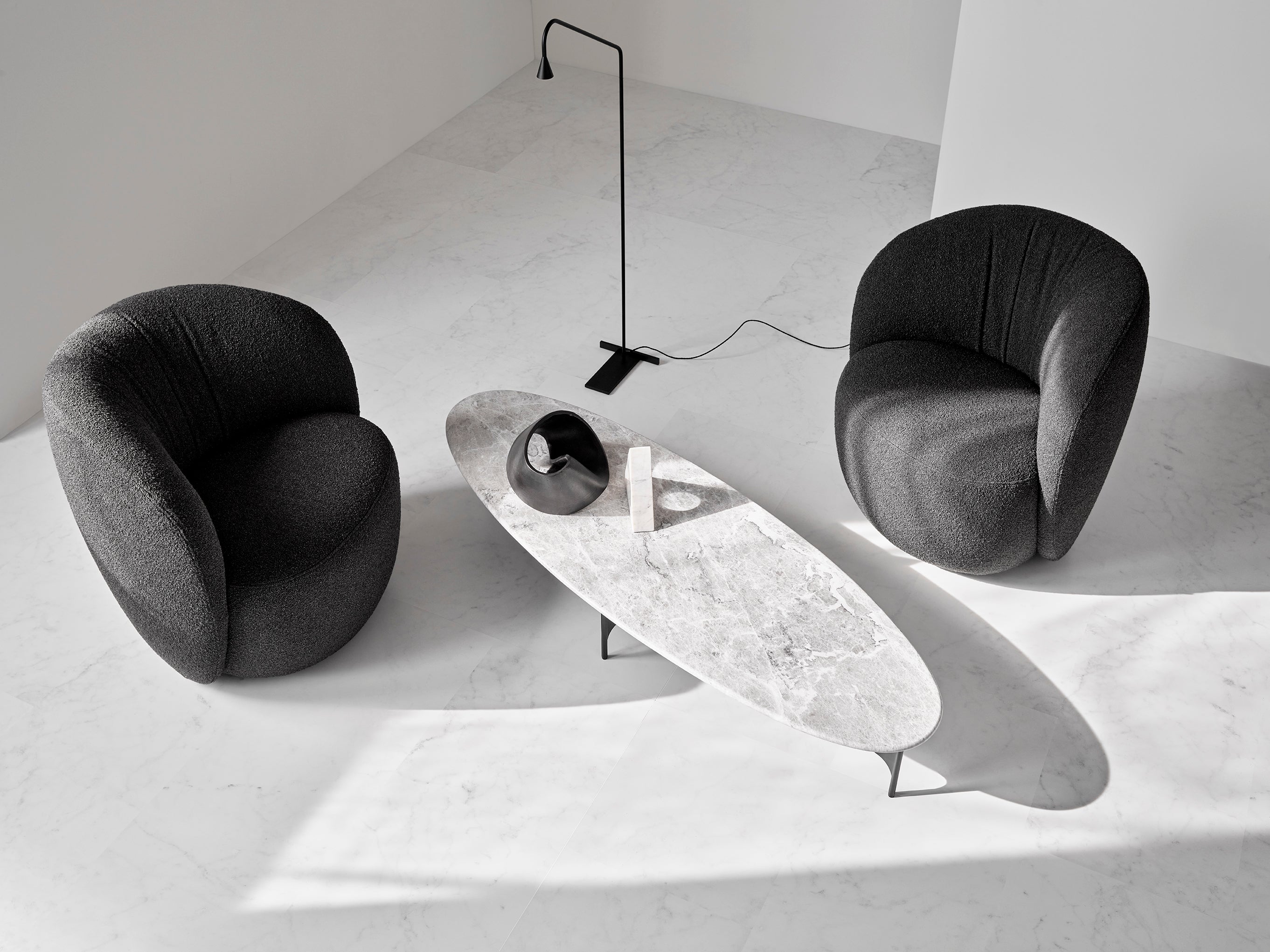 FLOEMA OVAL COFEE TABLE