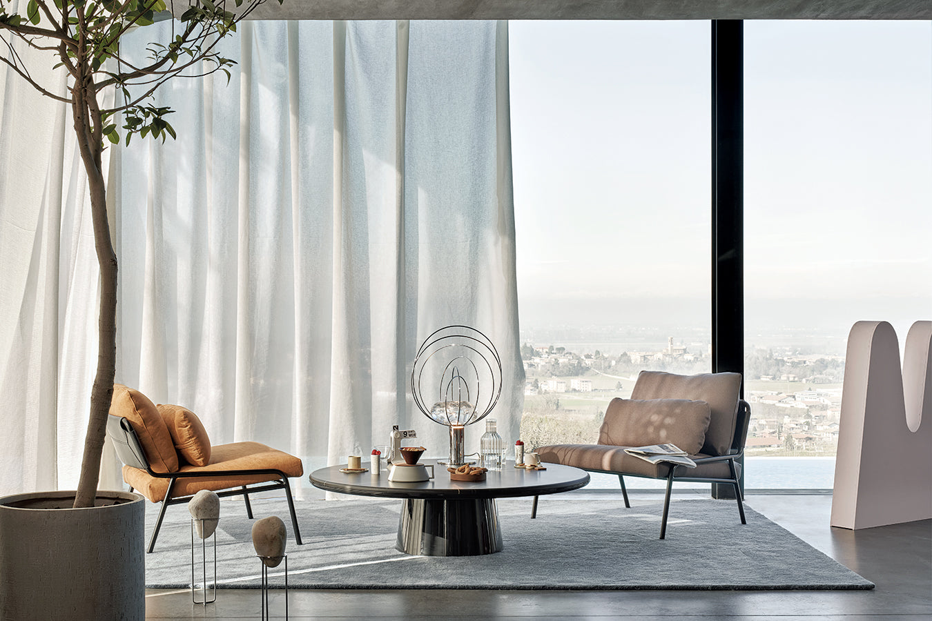 LEON LOW TABLE