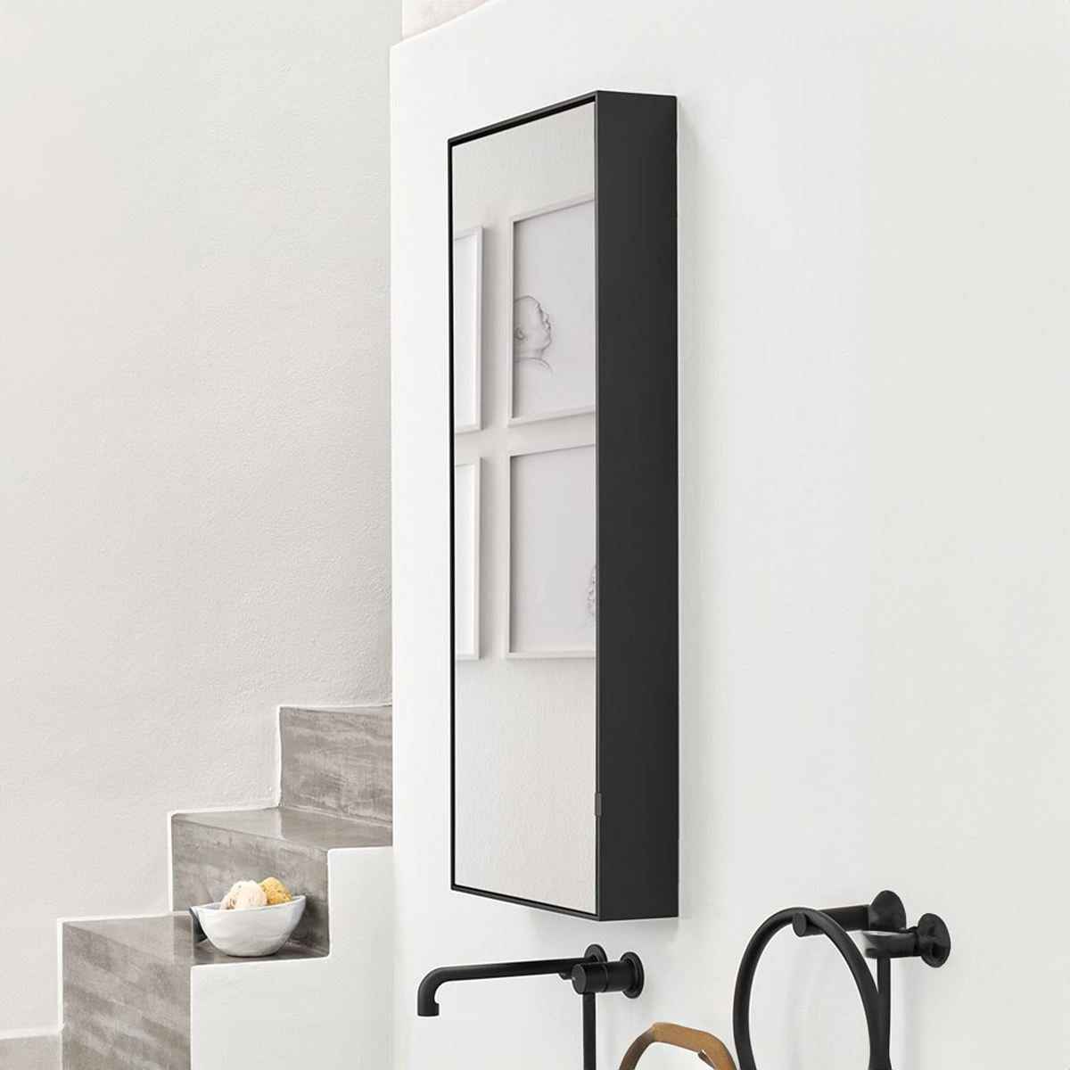 SIMPLE TALL BOX MIRROR