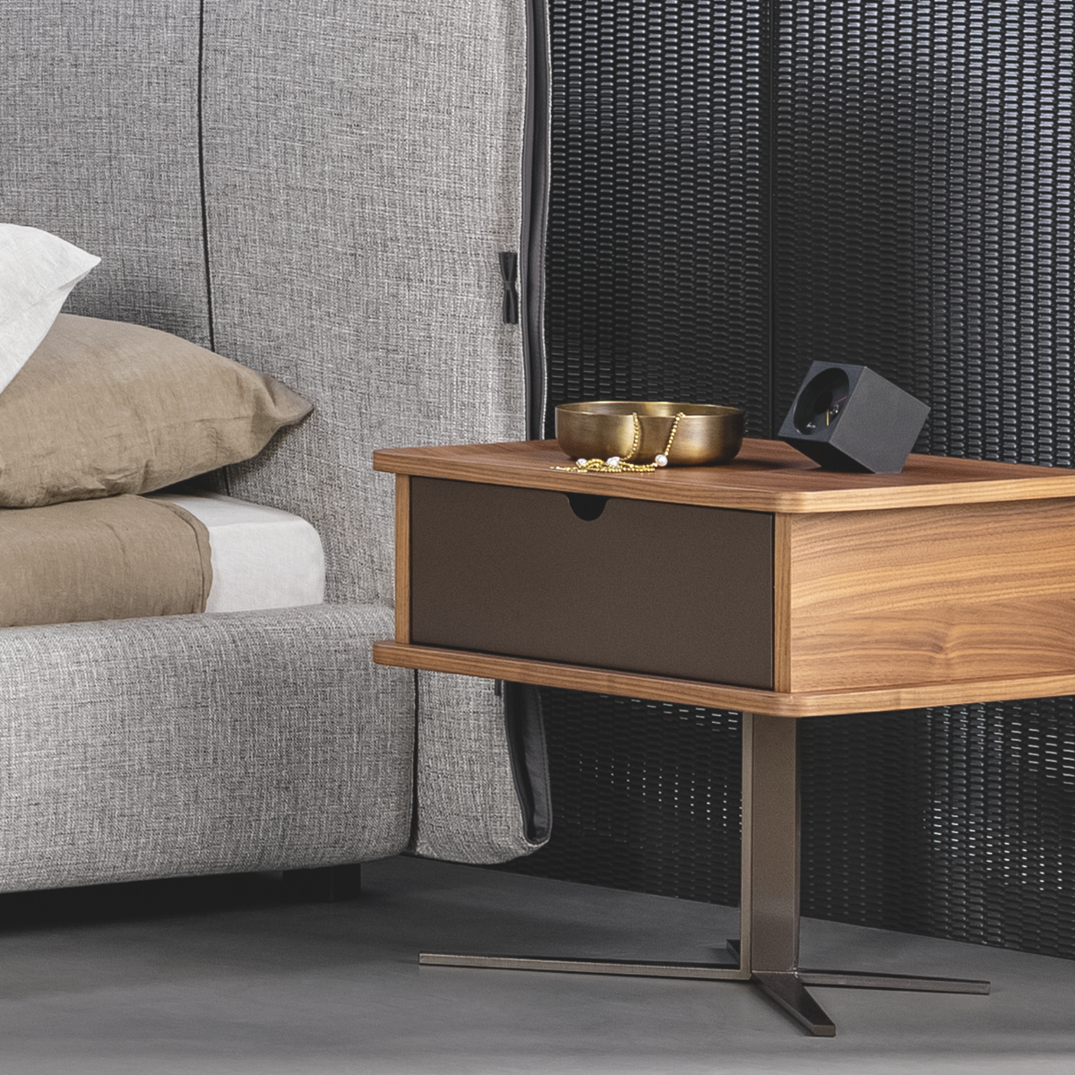 NELSON BEDSIDE TABLE
