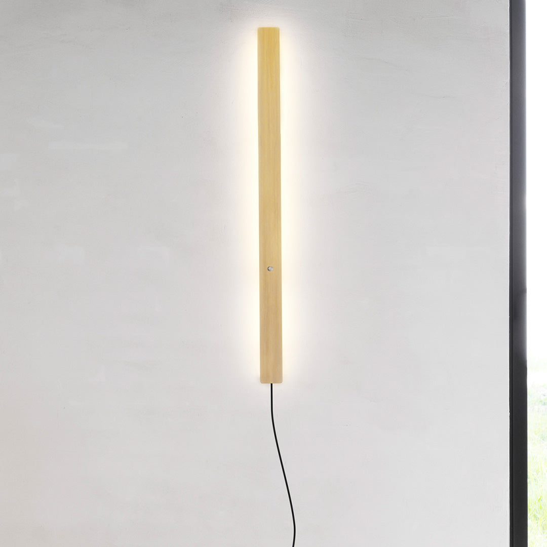 WALL LAMP