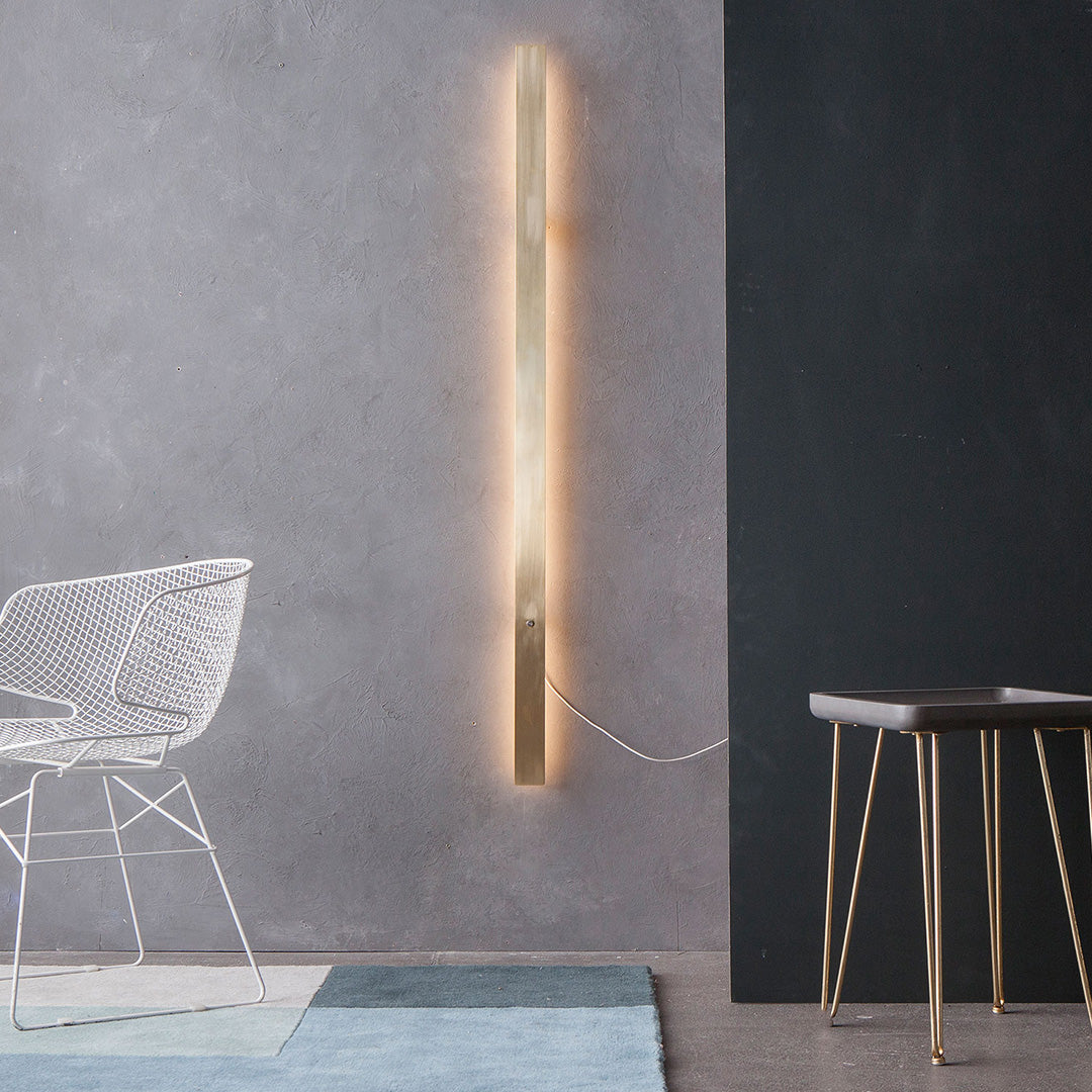 WALL LAMP
