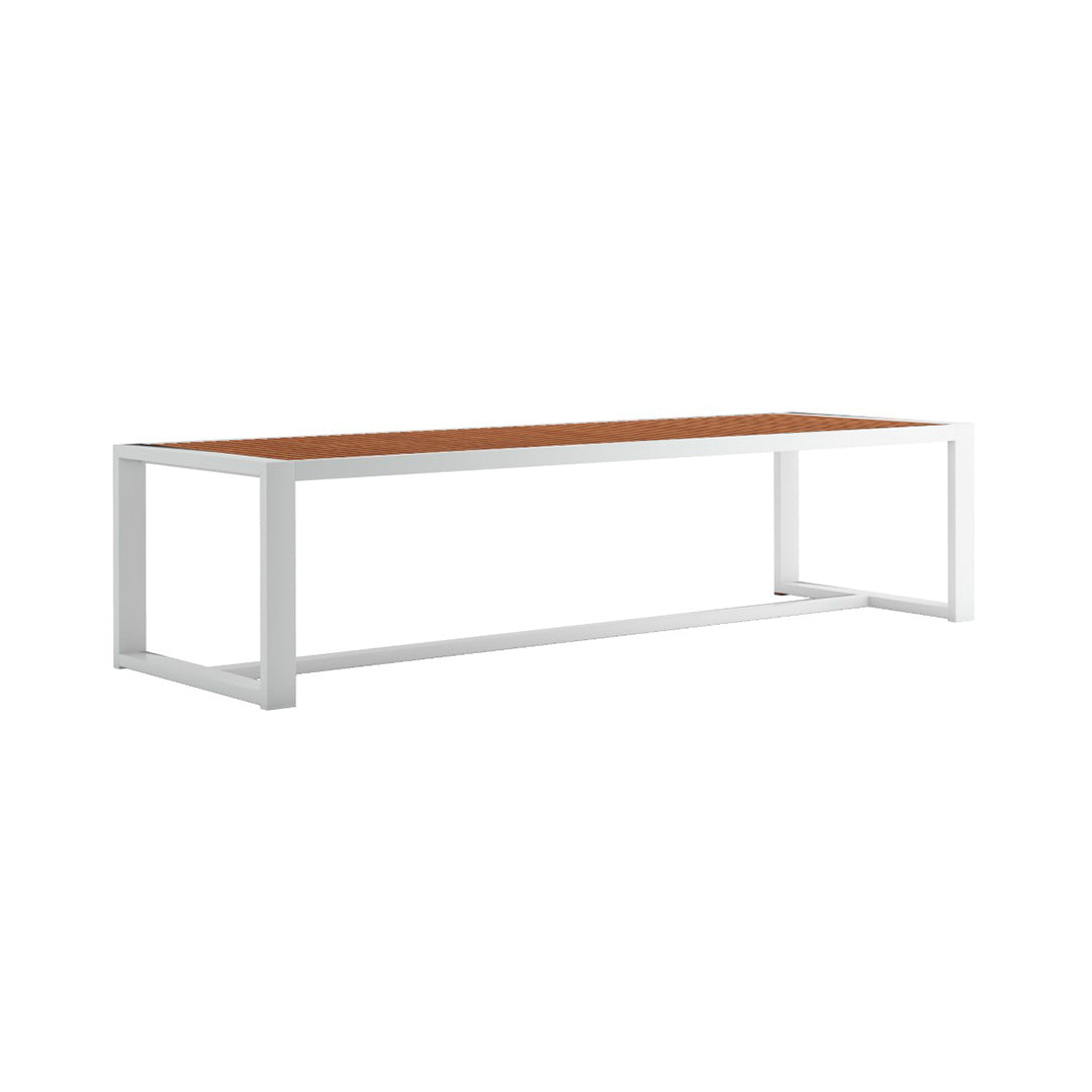 OUTDOOR DINING TABLE DNA TEAK