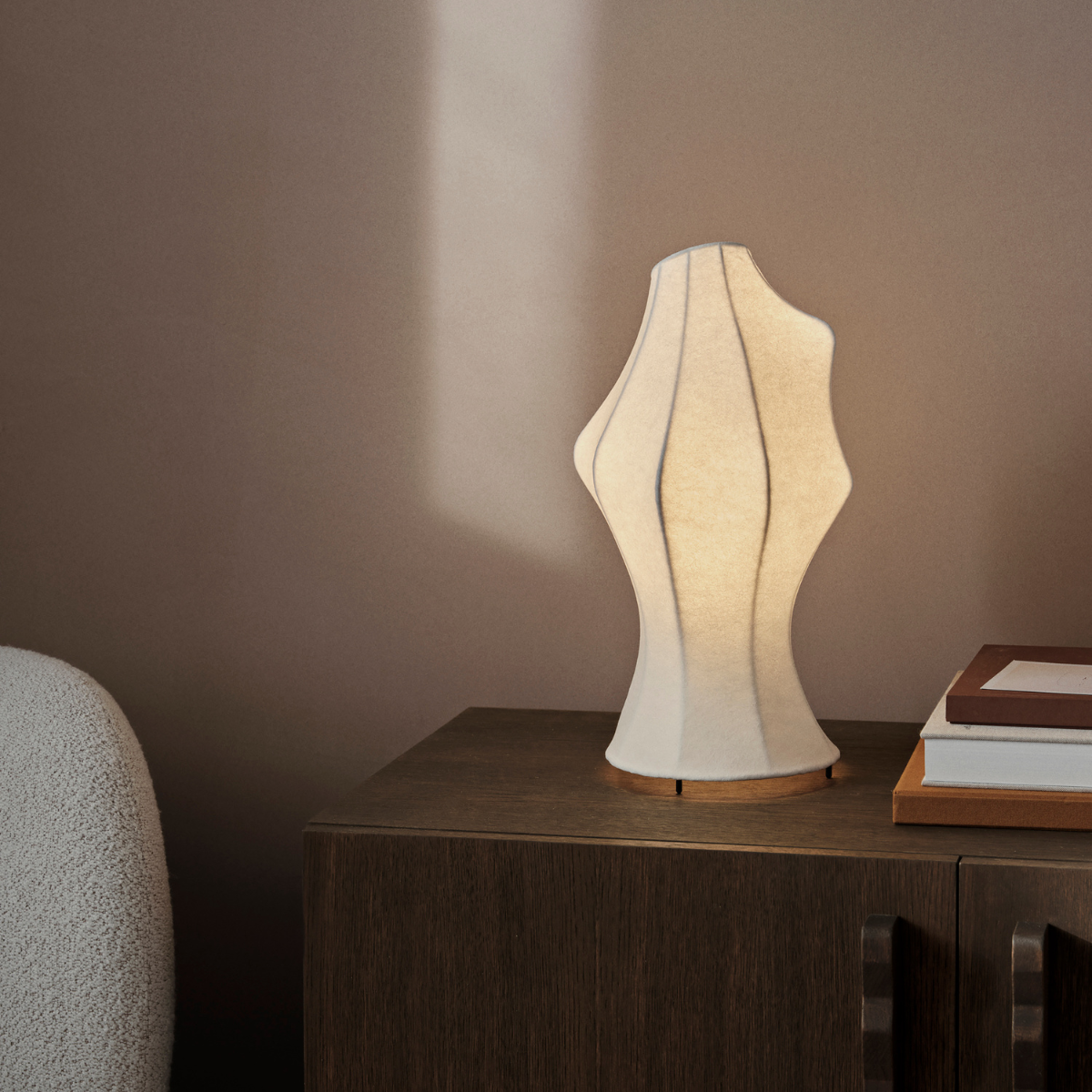DAE TABLE LAMP