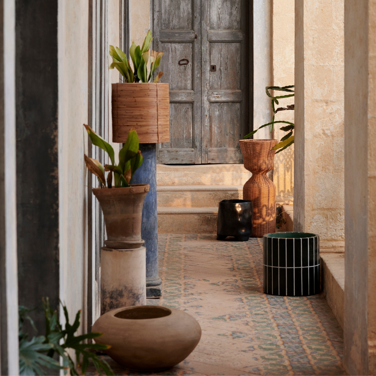 PILLAR PLANT POT - DARK GREEN