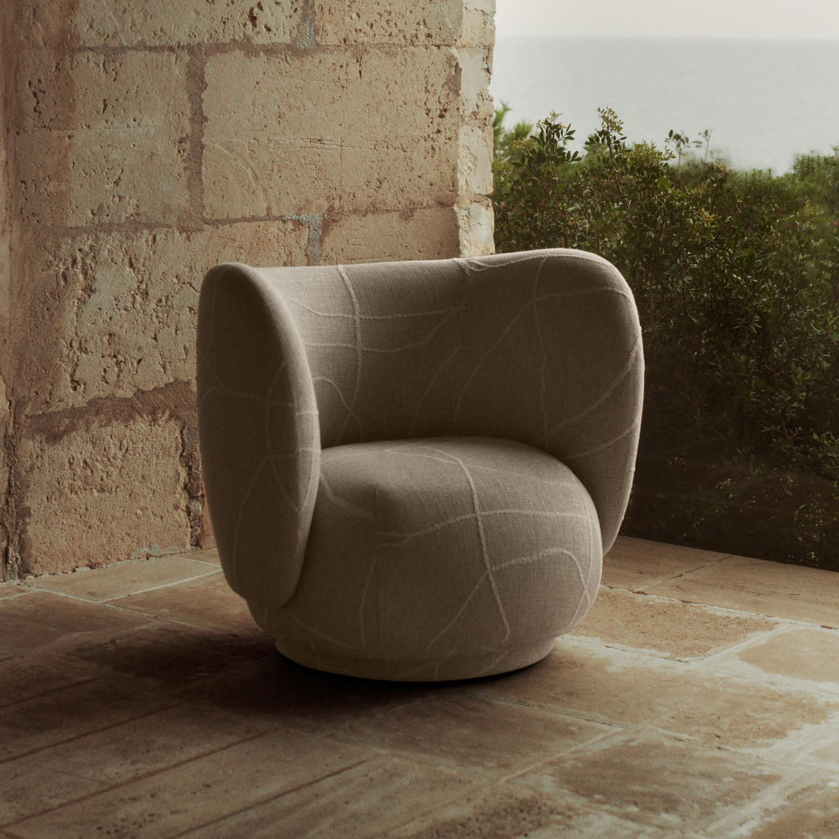 RICO LOUNGE CHAIR - CAN LIS
