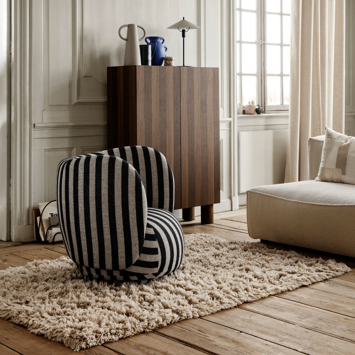 RICO LOUNGE CHAIR - LOUISIANA