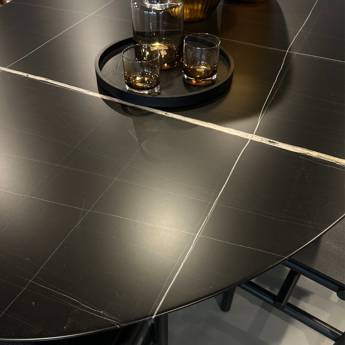 SAARINEN DINING TABLE - OVAL
