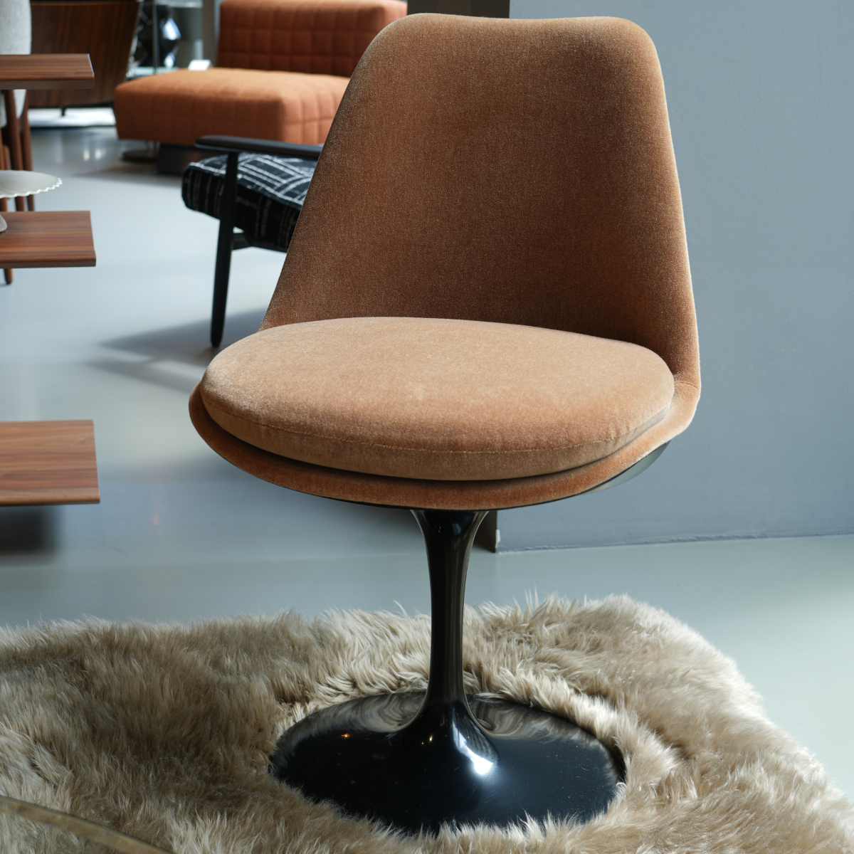 SAARINEN TULIP CHAIR