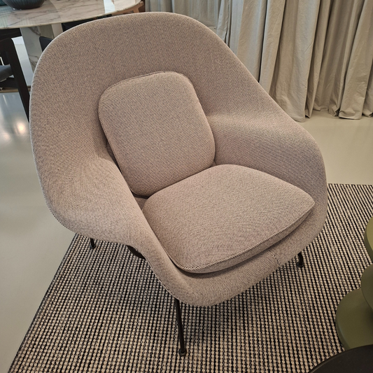 WOMB CHAIR