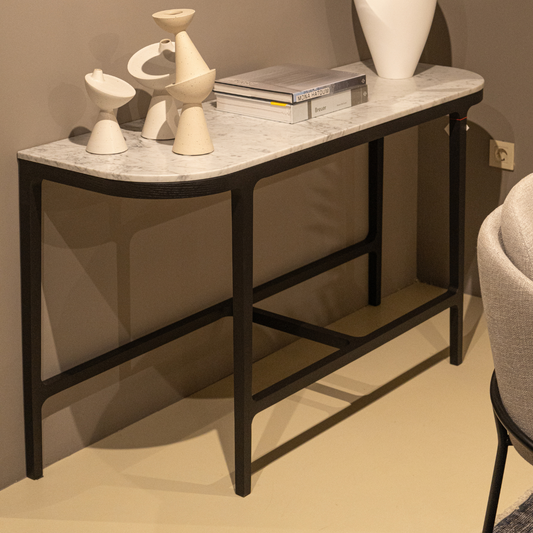 VICTORIA CONSOLE