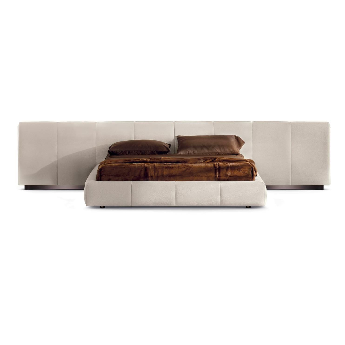 RUFFLE BED