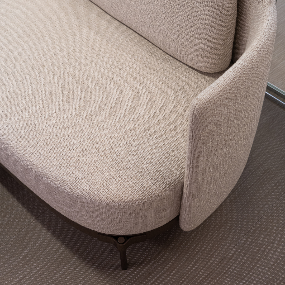 TAPE SOFA