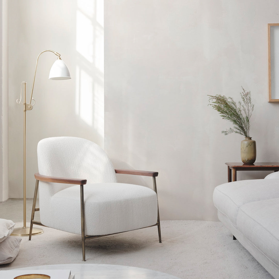 GUBI SEJOUR LOUNGE CHAIR